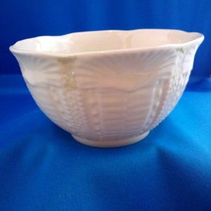 Belleek small bone china bowl shell pattern